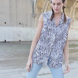 Chico's Brown Zebra Sleeves Button down No-Iron